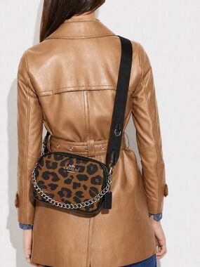 Coach Jamie Camera Bag in leather and canvas with Leopard Print and chain charm